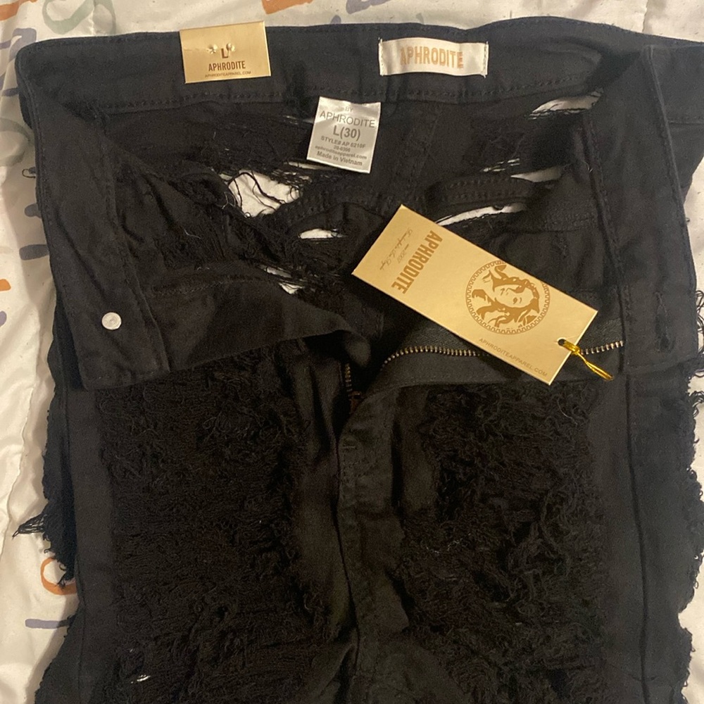 NWT Aphrodite Barely There High Rise Denim Shorts